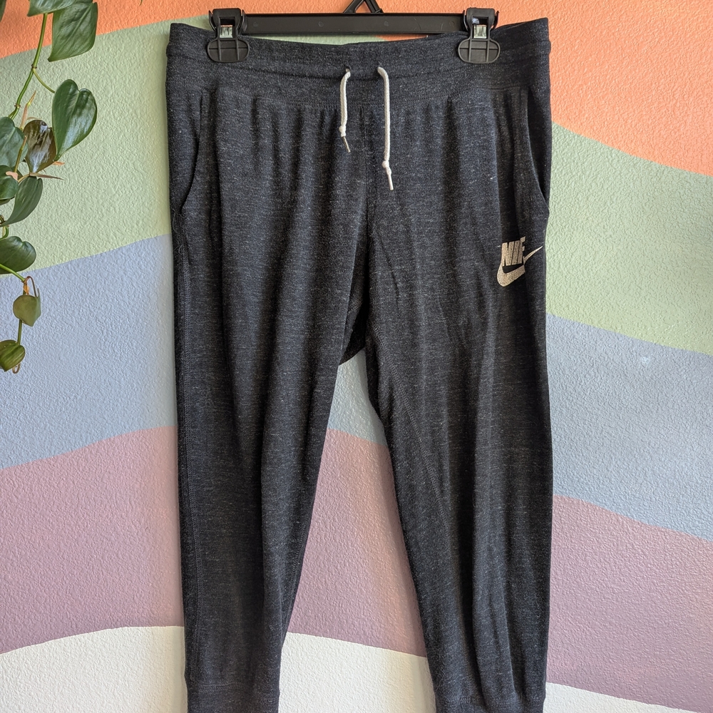 Nike Women Charcoal Cropped Joggers Pants with Logo Medium